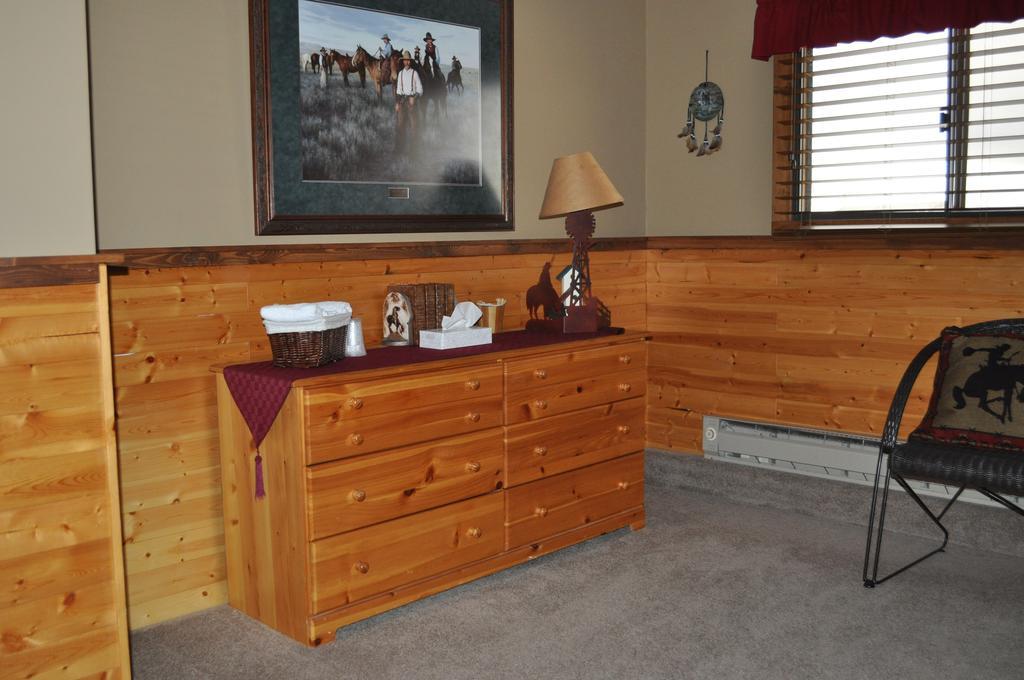 Rocky Ridge Country Lodge Mountain View Ruang foto