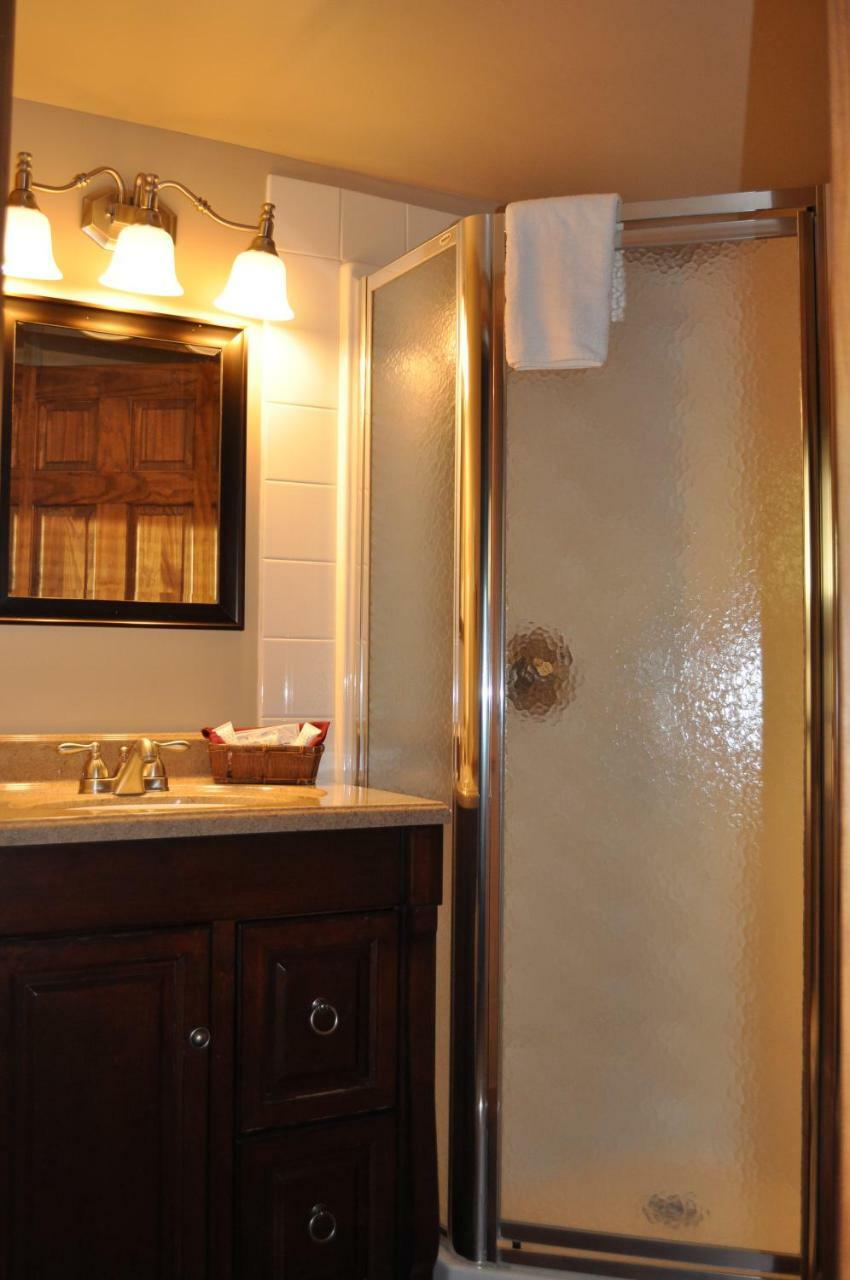 Rocky Ridge Country Lodge Mountain View Bagian luar foto
